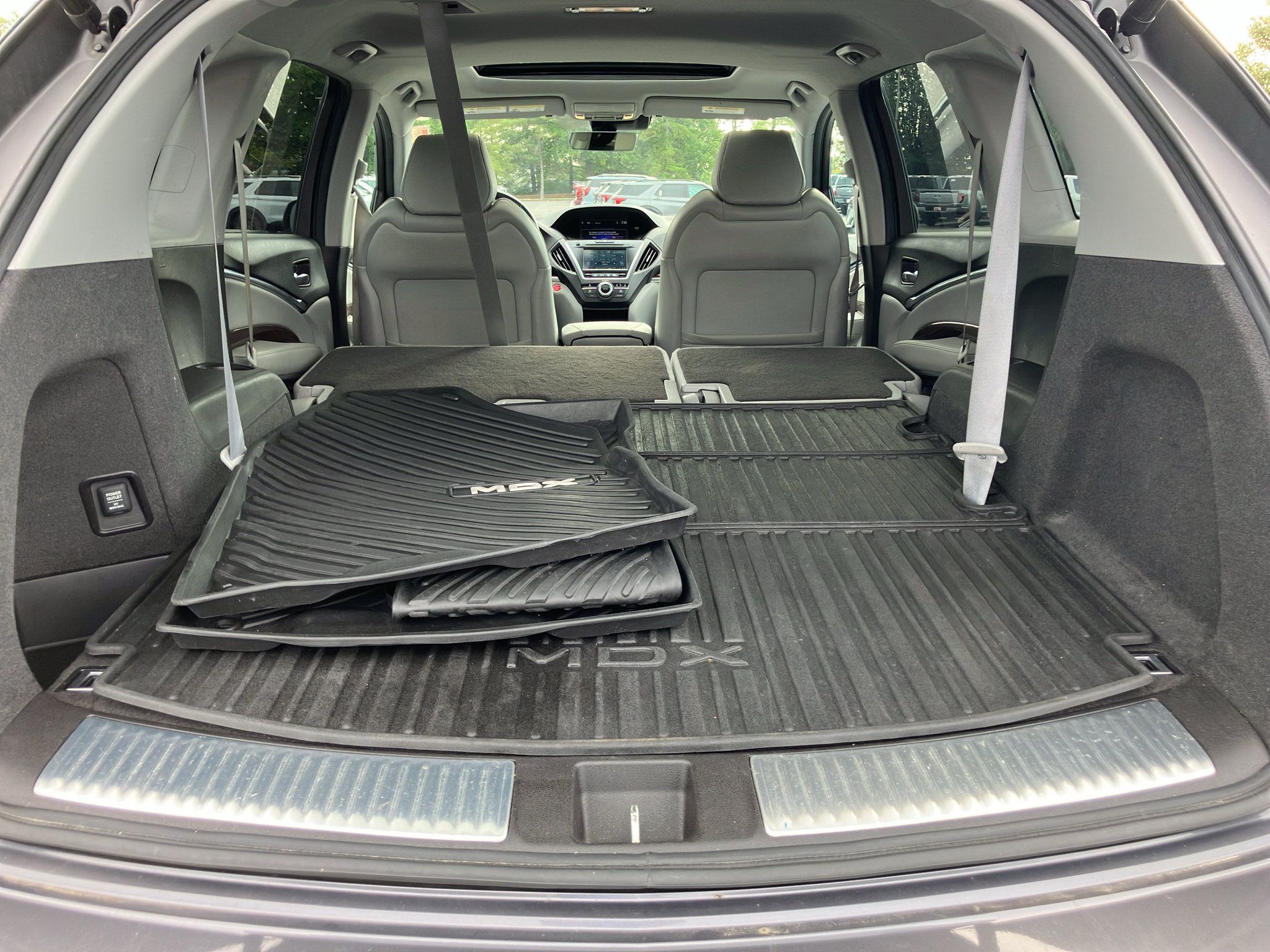 Used 2017 Acura MDX SH-AWD image 37