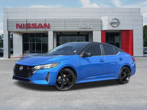 Certified 2024 Nissan Sentra SR FWD image 1