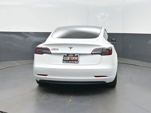 Used 2019 Tesla Model 3 Mid Range image 24