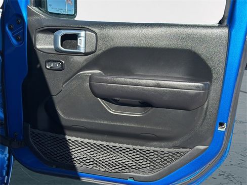 Used 2021 Jeep Wrangler Unlimited Sport image 10