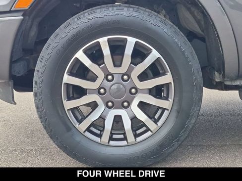 Used 2019 Ford Ranger Lariat w/ Equipment Group 501A Mid AWD/4WD image 17