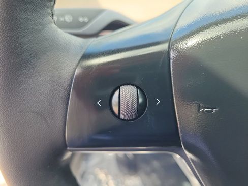 Used 2023 Tesla Model 3 Standard Range RWD image 19