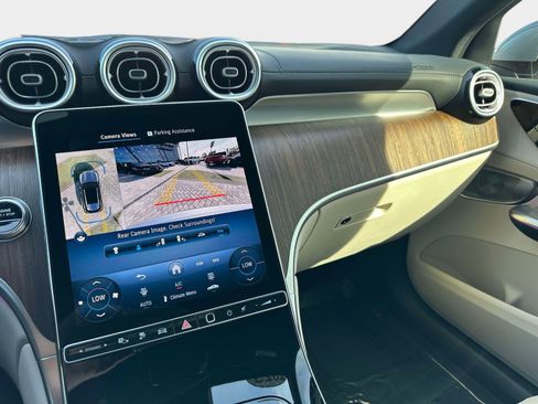 Certified 2025 Mercedes-Benz GLC 350e 4MATIC image 26