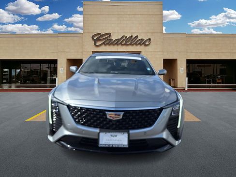 Used 2025 Cadillac CT5 Premium Luxury image 8