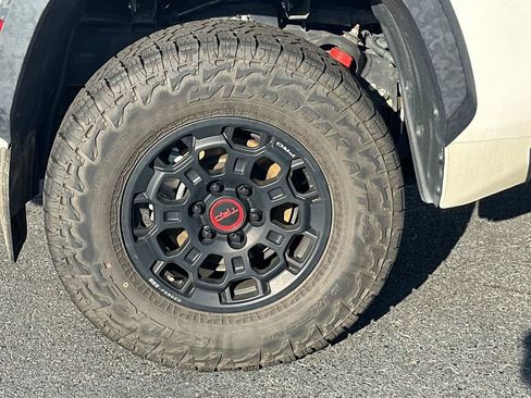 Used 2024 Toyota Tundra TRD Pro AWD/4WD image 9