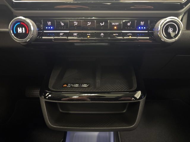 New 2027 Chevrolet Bolt RS w/ Technology Package FWD image 18