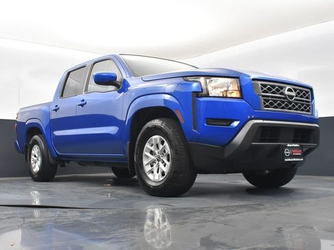 Used 2024 Nissan Frontier SV image 37