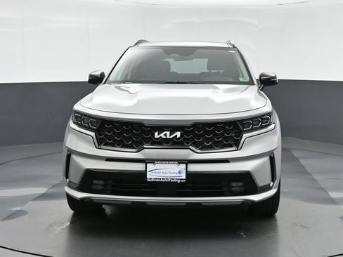 Used 2022 Kia Sorento SX image 2