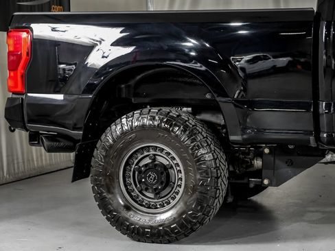 Used 2019 Ford F250 Limited w/ FX4 Off-Road Package AWD/4WD image 6