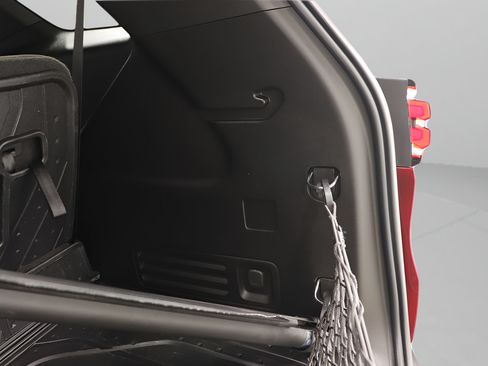 Used 2023 Chevrolet Traverse LT FWD image 29
