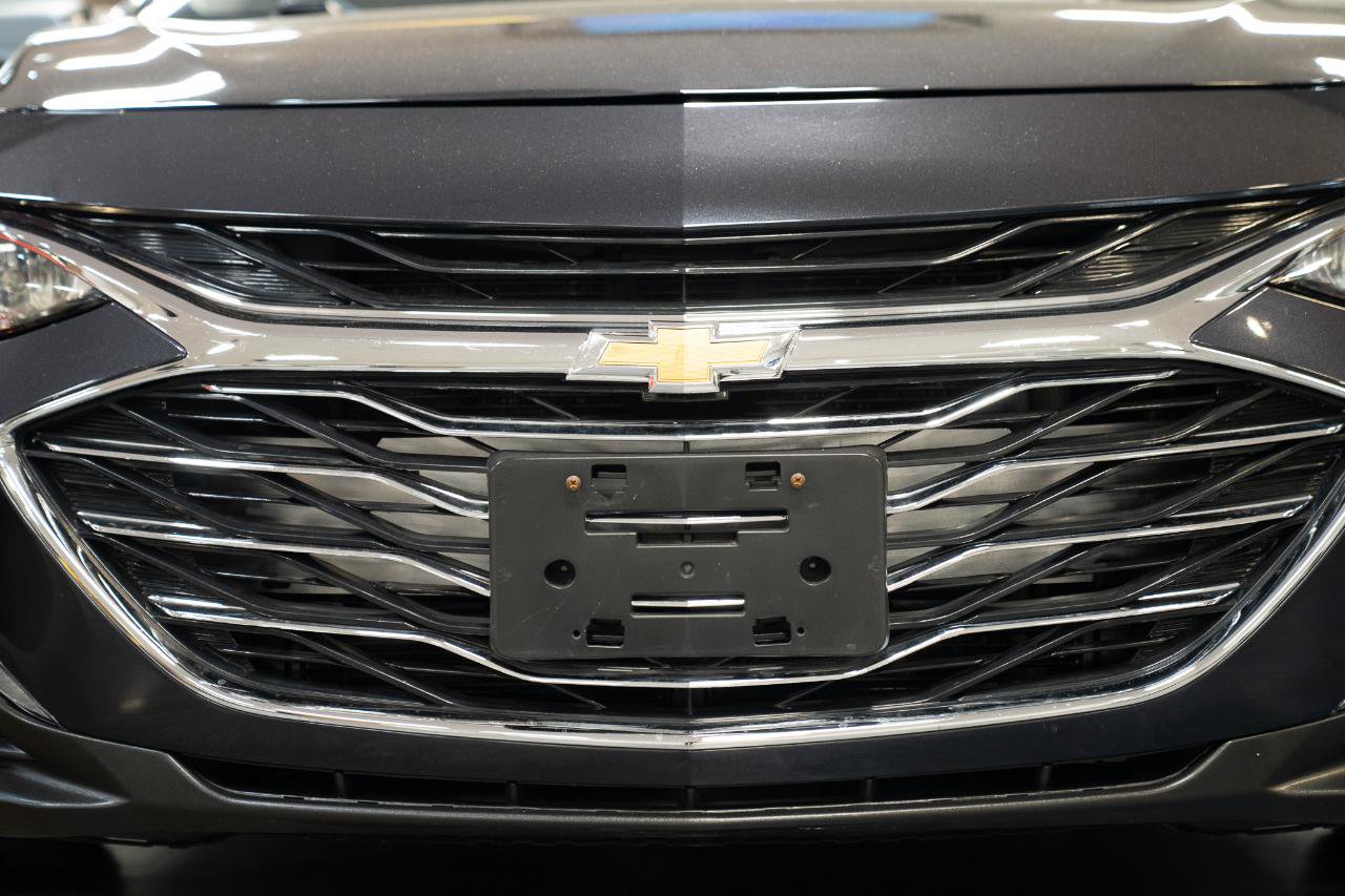 Used 2022 Chevrolet Malibu LS FWD image 4