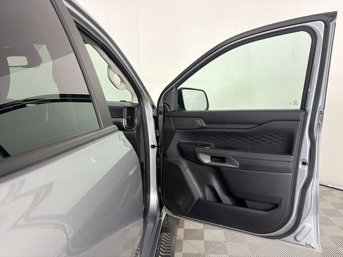 Certified 2024 Ford Ranger XLT w/ Equipment Group 301A High image 30