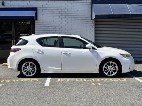 Used 2012 Lexus CT 200h Premium FWD image 7