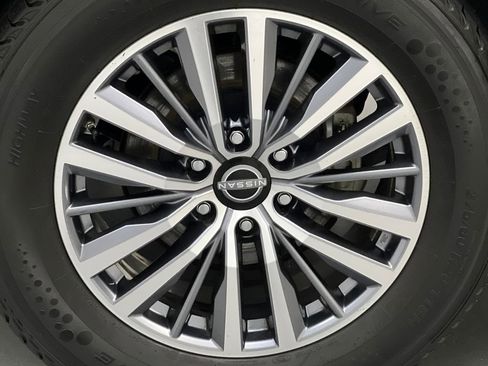 Used 2023 Nissan Armada SL w/ Captain's Chairs Package image 79