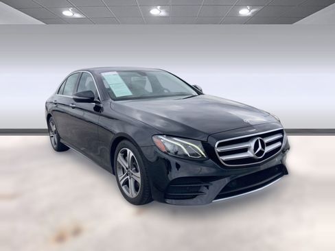Used 2020 Mercedes-Benz E 350 Sedan w/ Premium Package image 6