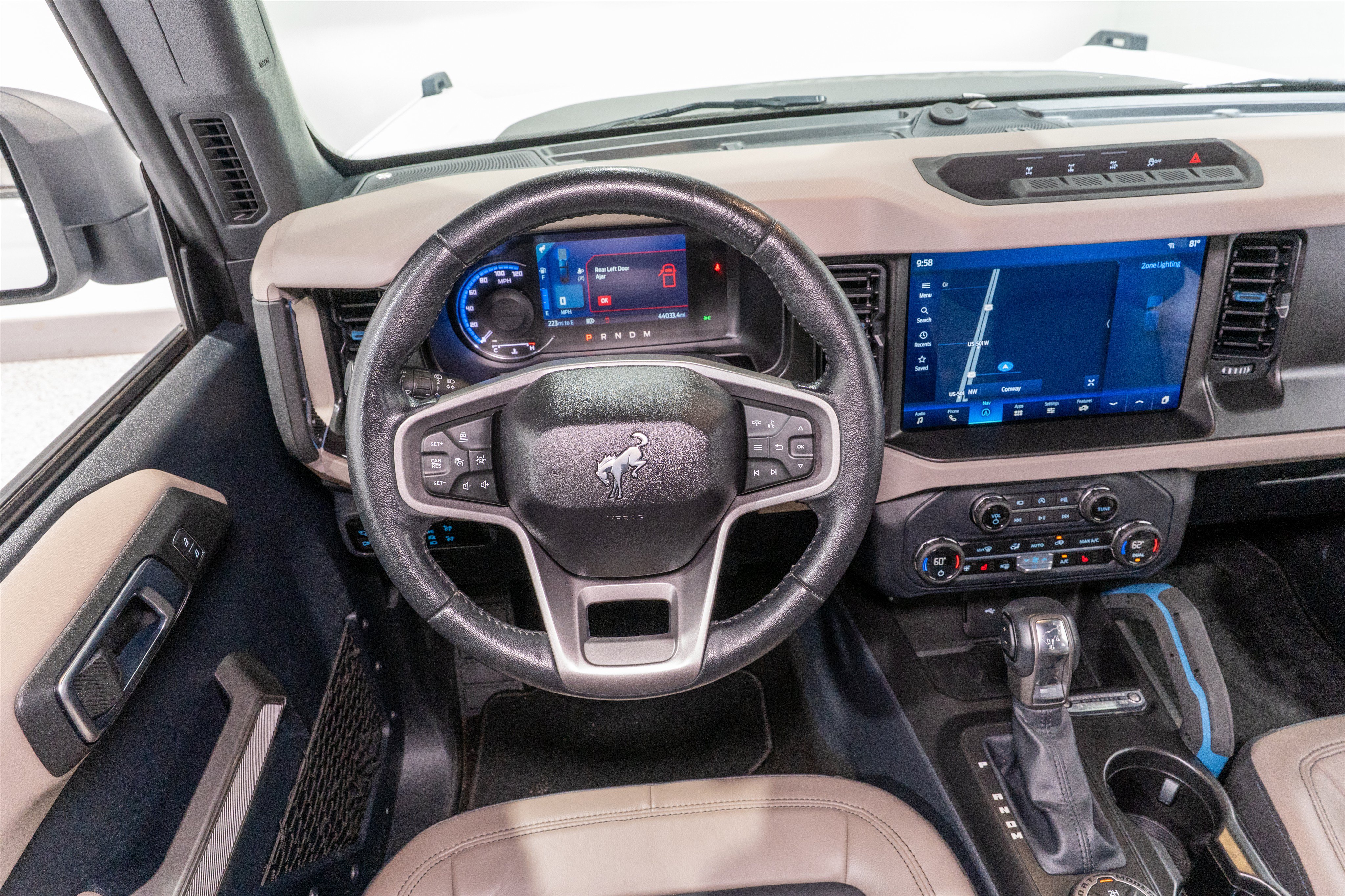 Used 2023 Ford Bronco Wildtrak AWD/4WD image 12