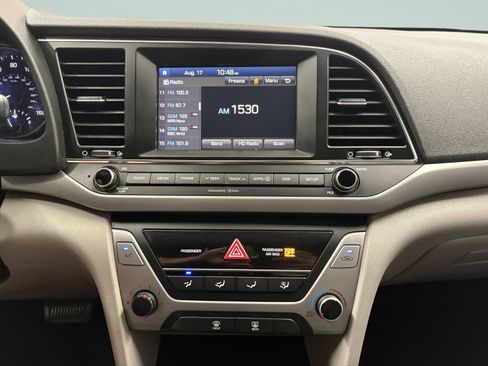 Used 2018 Hyundai Elantra SEL FWD image 8