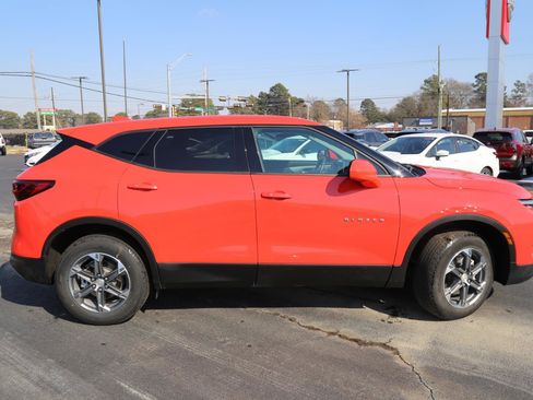 Used 2025 Chevrolet Blazer LT image 5