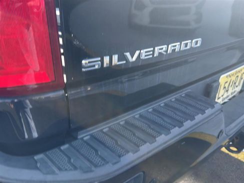 Used 2021 Chevrolet Silverado 2500 High Country w/ Z71 Off-Road Package image 19