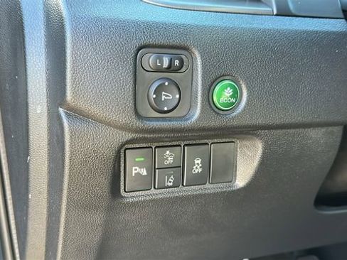 Used 2025 Honda Passport EX-L image 10