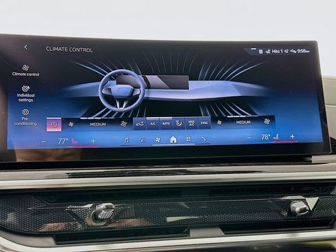 New 2026 BMW X5 xDrive40i w/ M Sport Package image 14