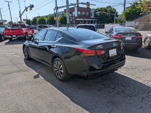 Used 2020 Nissan Altima 2.5 S FWD image 8