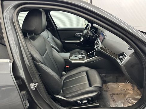 Used 2019 BMW 330i Sedan w/ Convenience Package RWD image 15