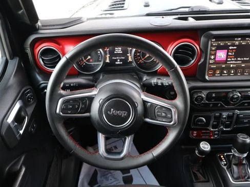 Used 2023 Jeep Wrangler Unlimited Rubicon w/ LED Lighting Group AWD/4WD image 12