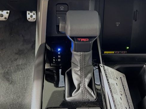New 2026 Toyota Tundra Platinum AWD/4WD image 20