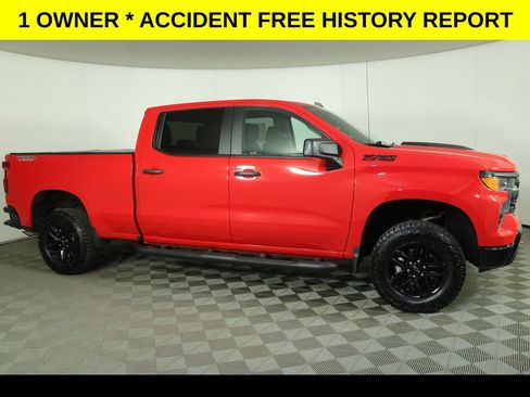 Used 2024 Chevrolet Silverado 1500 Custom Trail Boss w/ LPO, Dark Essentials Package AWD/4WD image 2