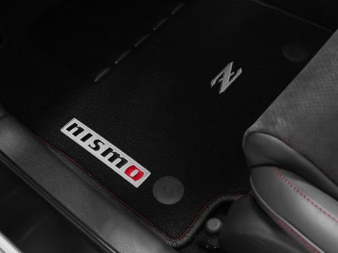 Used 2026 Nissan Z NISMO RWD image 38