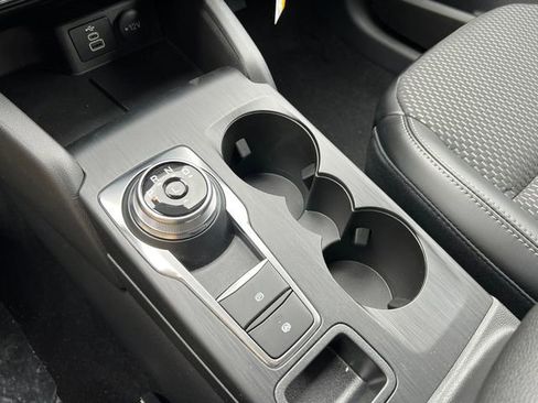 New 2024 Ford Escape SE image 22