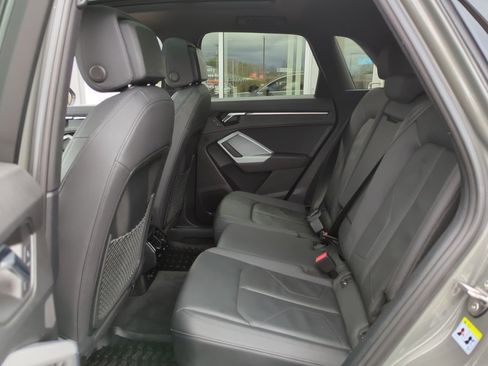 Used 2022 Audi Q3 2.0T Premium w/ Convenience Package image 27