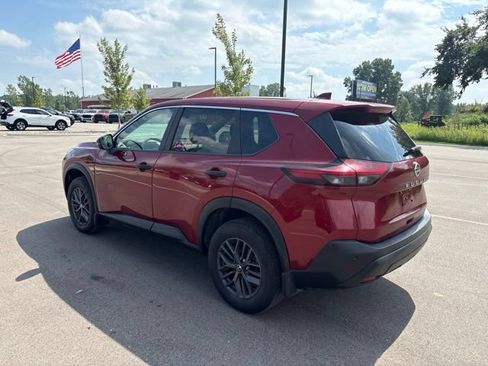 Used 2021 Nissan Rogue S FWD image 3