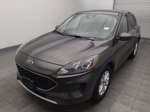 Used 2020 Ford Escape SE FWD image 15