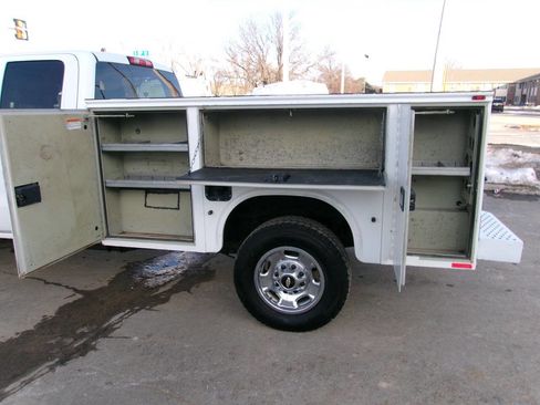 Used 2017 Chevrolet Silverado 2500 W/T w/ WT Convenience Package image 2