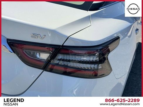 Certified 2023 Nissan Maxima SV w/ Floor Mat Group image 9