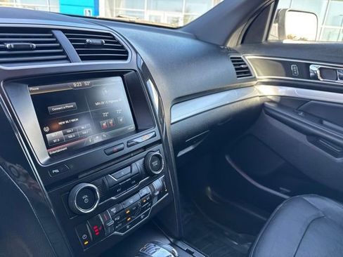 Used 2016 Ford Explorer XLT w/ Equipment Group 202A AWD/4WD image 15