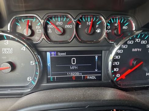 Used 2018 Chevrolet Tahoe LS RWD image 6