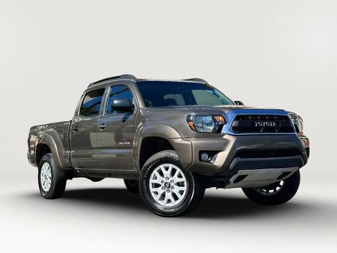 Used 2012 Toyota Tacoma 4x4 Double Cab w/ SR5 Pkg image 7
