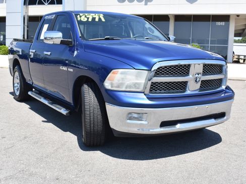 Used 2009 Dodge Ram 1500 Truck Laramie RWD image 3