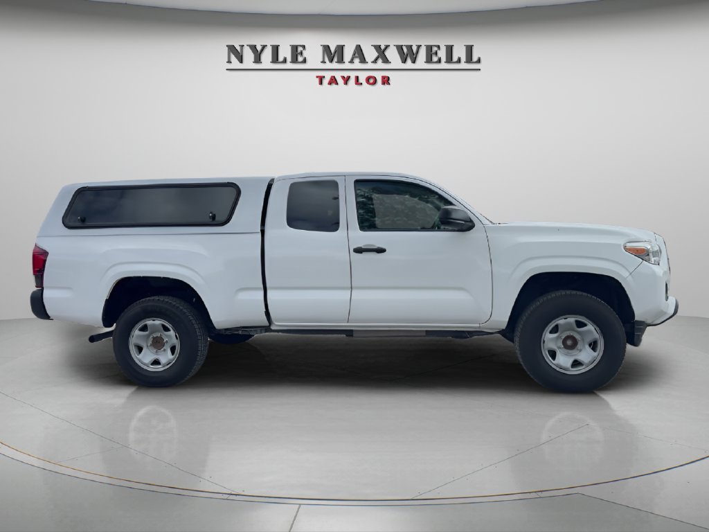 Used 2023 Toyota Tacoma SR RWD image 4