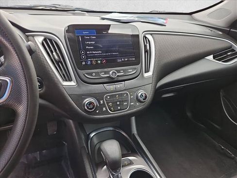 Used 2023 Chevrolet Malibu LT w/ Driver Confidence Package FWD image 10