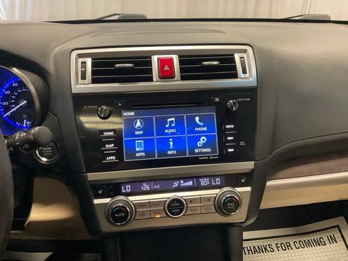 Used 2016 Subaru Outback 2.5i Limited AWD/4WD image 24