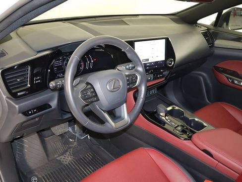 Used 2023 Lexus NX 250 FWD w/ Towing Package (2000 Lbs) image 28