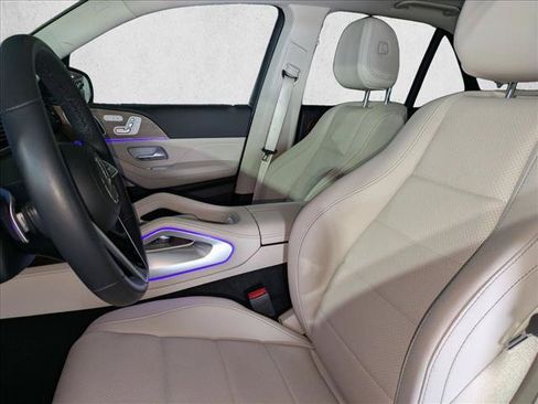 Certified 2025 Mercedes-Benz GLE 350 4MATIC w/ Winter Package image 20