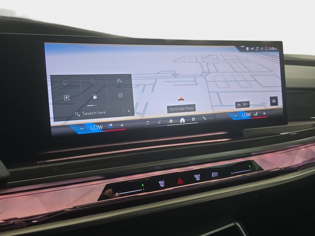 Certified 2023 BMW 740i w/ Parking Assistance Package RWD image 13