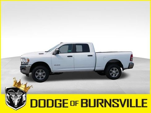 Used 2024 RAM 2500 Big Horn AWD/4WD image 4