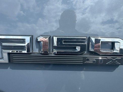 Used 2019 Ford F150 XL w/ Equipment Group 101A Mid AWD/4WD image 10