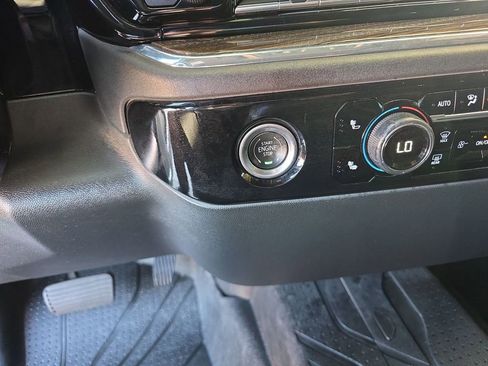 Used 2023 Chevrolet Silverado 1500 LT image 17